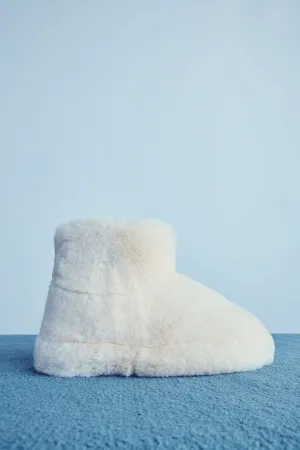 A Cozy Night Booties - Cream