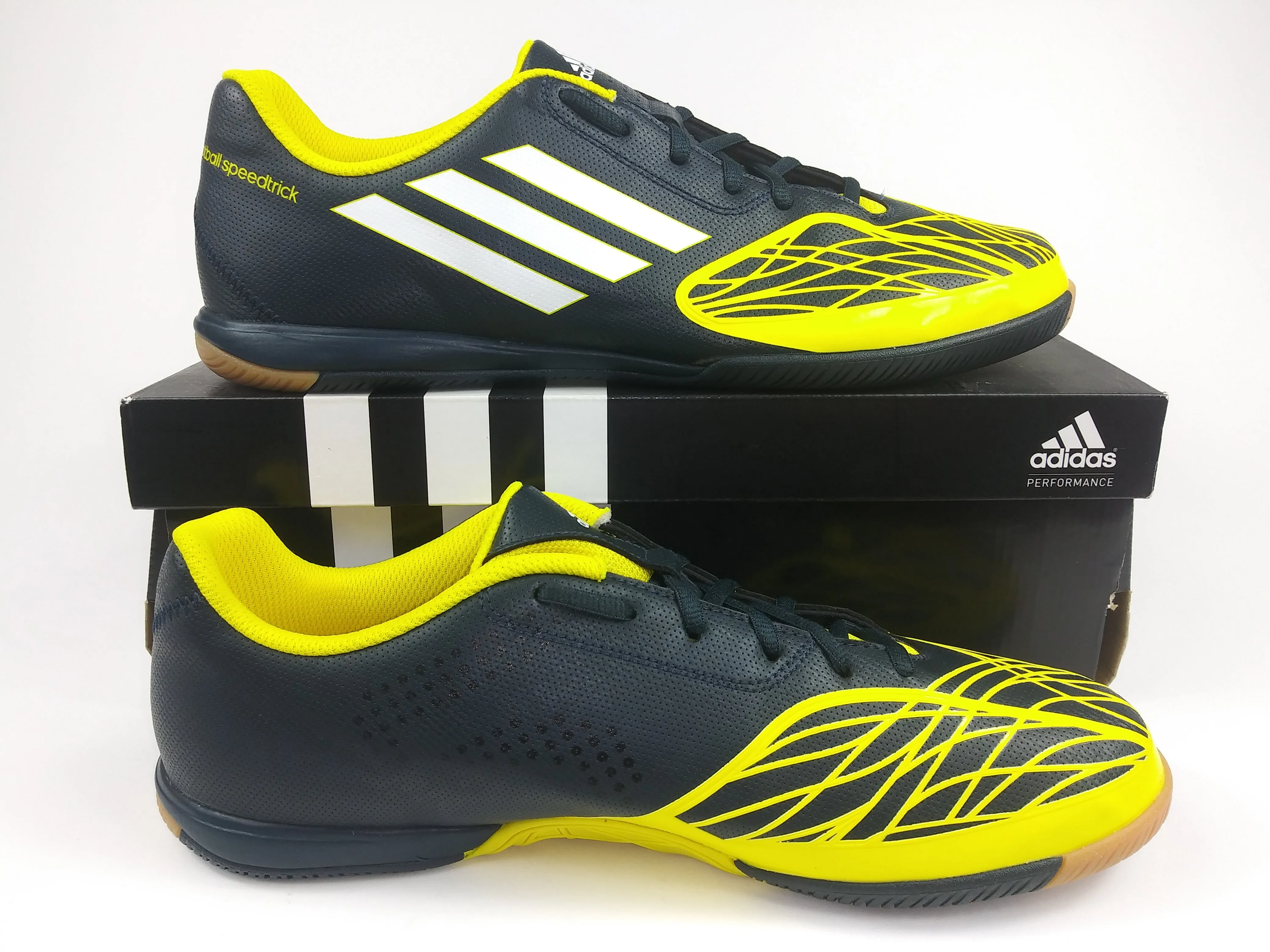 Adidas freefootball SpeedTrick Indoor Shoes Black Yellow