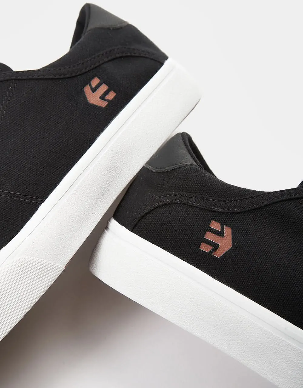 Etnies Barge Slim Skate Shoes - Black/White/Silver