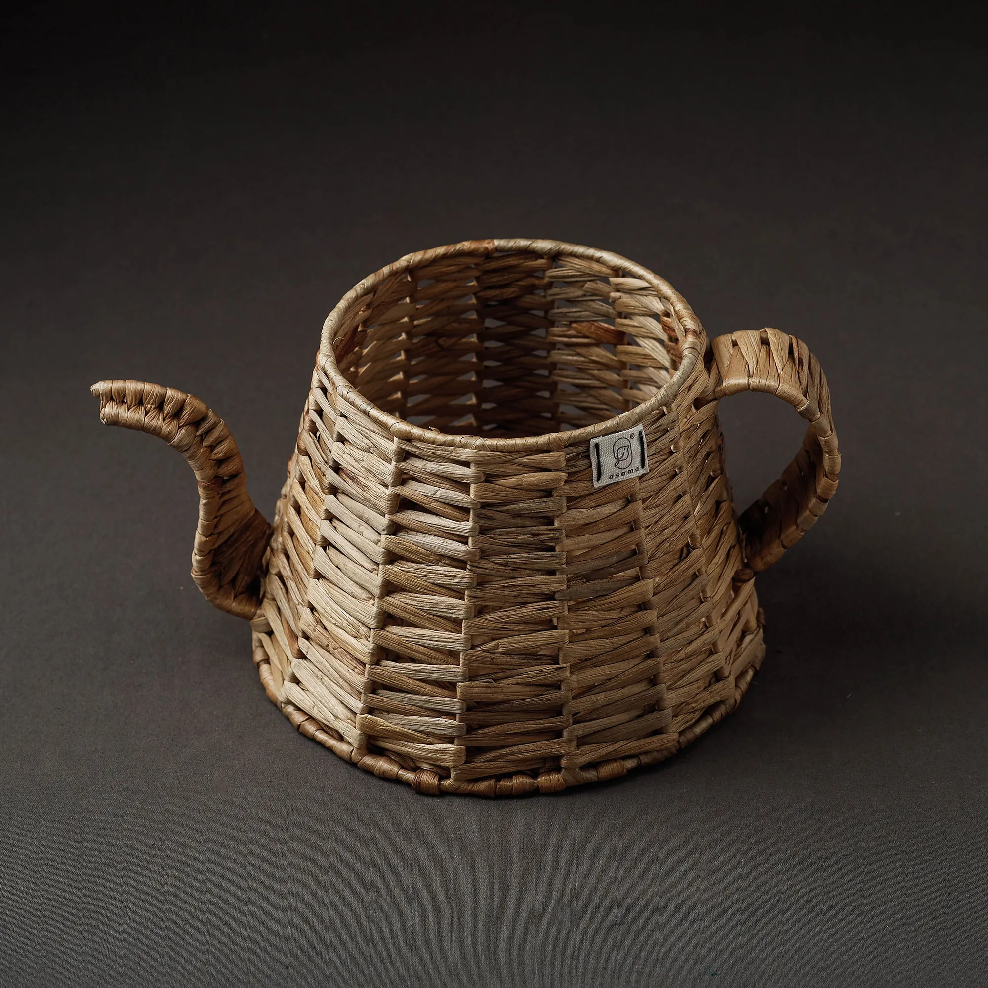 Handcrafted Organic Water Hyacinth Kettle Basket  (8.5 x 8.5 in)