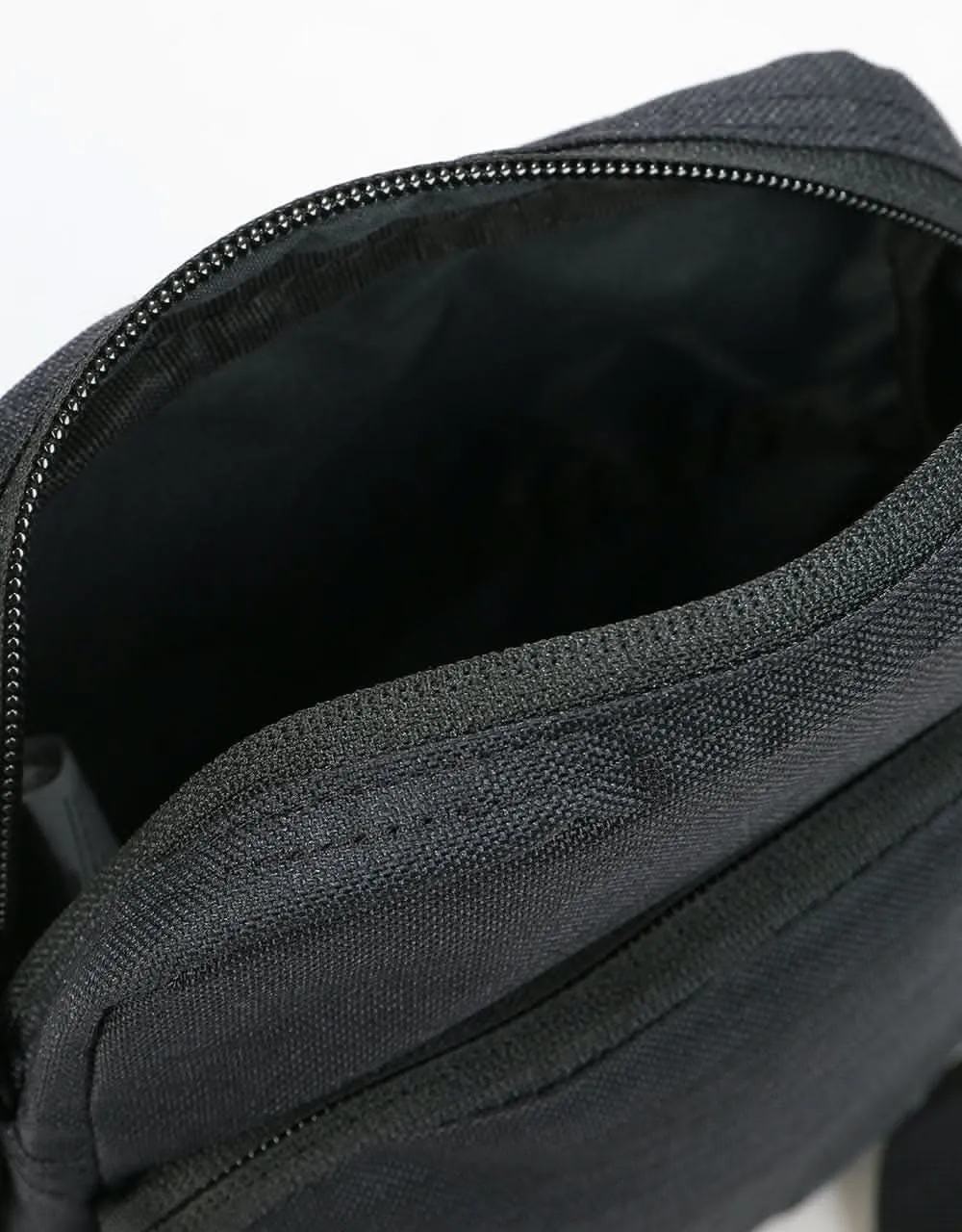 Nike SB Heritage Cross Body Bag - Black/Black/White