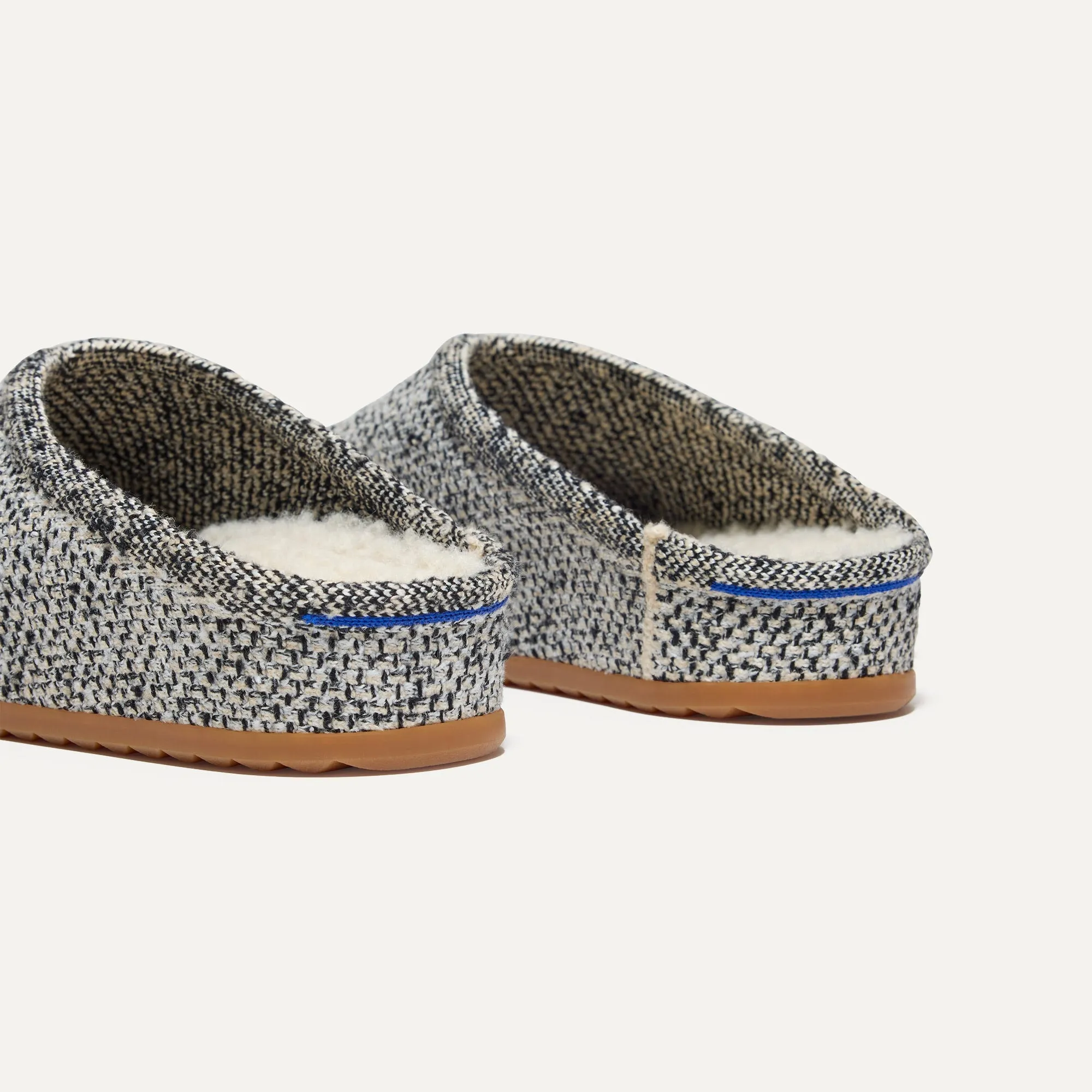 The Cozy Clog - Cookies and Cream Bouclé