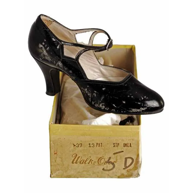 Vintage Black Mary Janes Style Heels Patent Leather Shoes 1920 NIB#18 Sizes 6 and 6.5