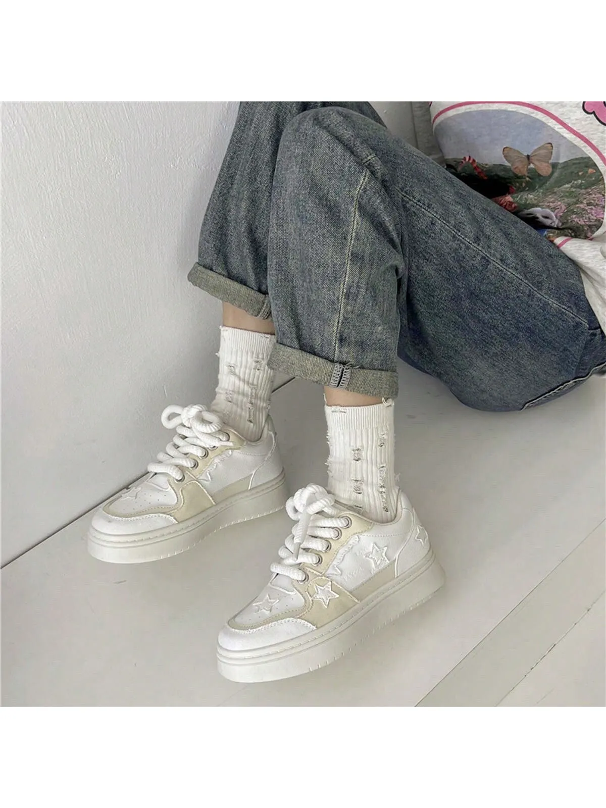 Women Star Pattern Lace-up Front Skate Shoes, Sporty Sneakers